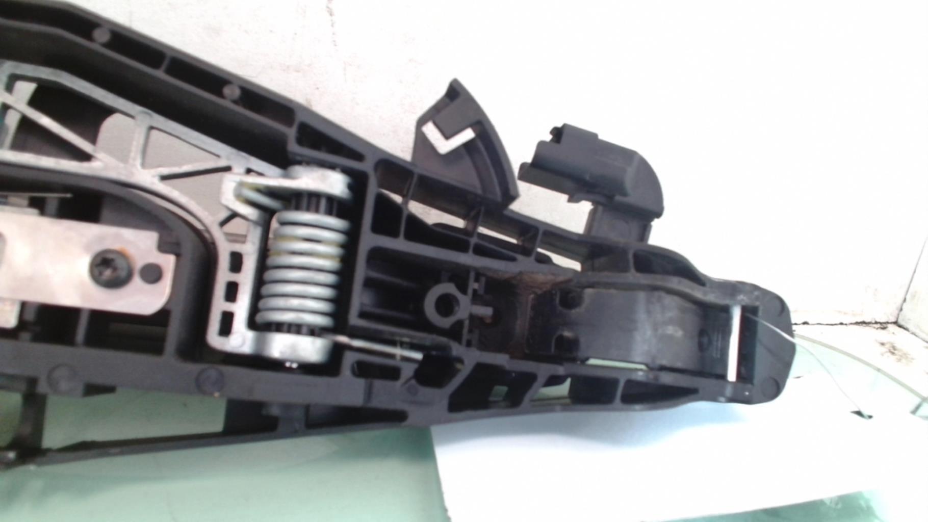 Maniglia portiera anteriore destra CITROEN C4 2 PHASE 2 Diésel - 1