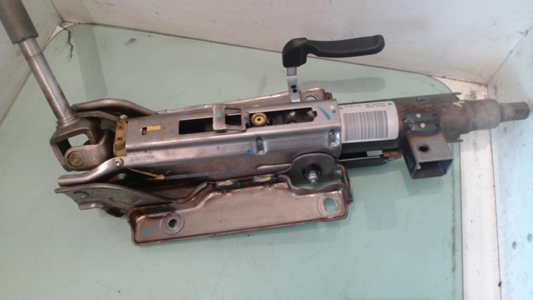 Colonne de direction PEUGEOT 407 PHASE 1 BREAK Diesel - 1