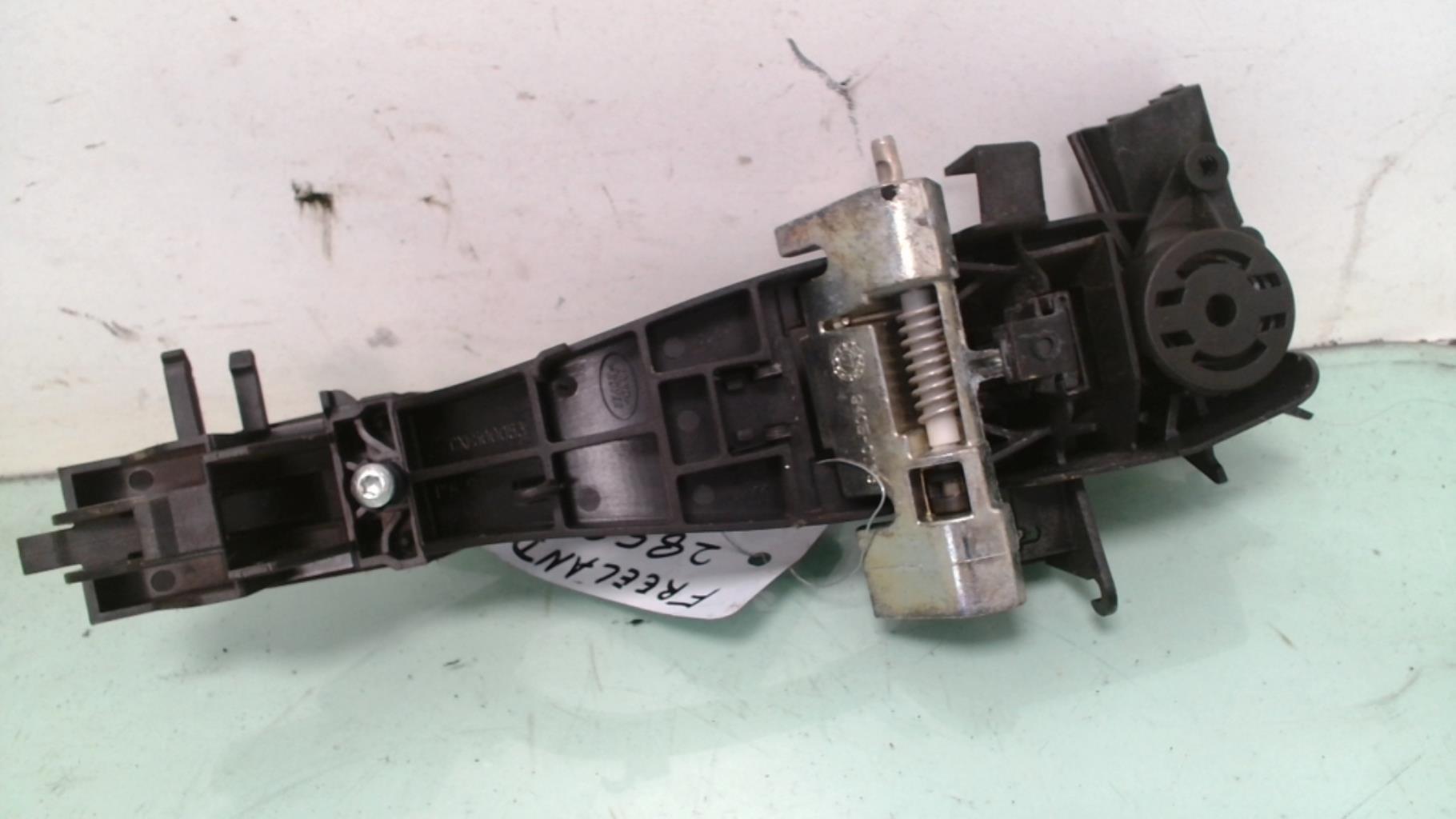 Maniglia portiera anteriore sinistra LAND ROVER FREELANDER 2 Diésel - 1
