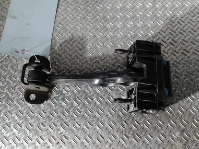 Arresto portiera anteriore sinistra PEUGEOT BOXER 3 PHASE 2 Diésel - 1