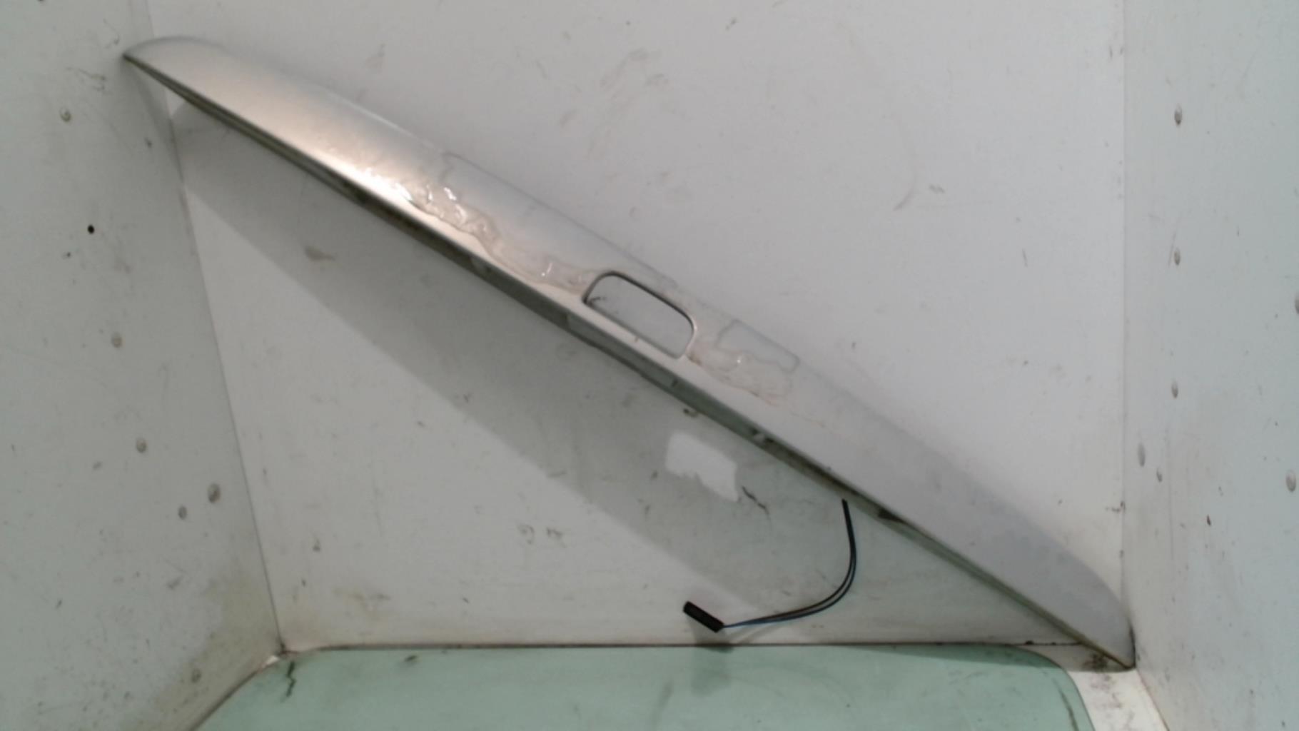 Baguette de coffre RENAULT MEGANE 1 PHASE 2 Diesel - 1