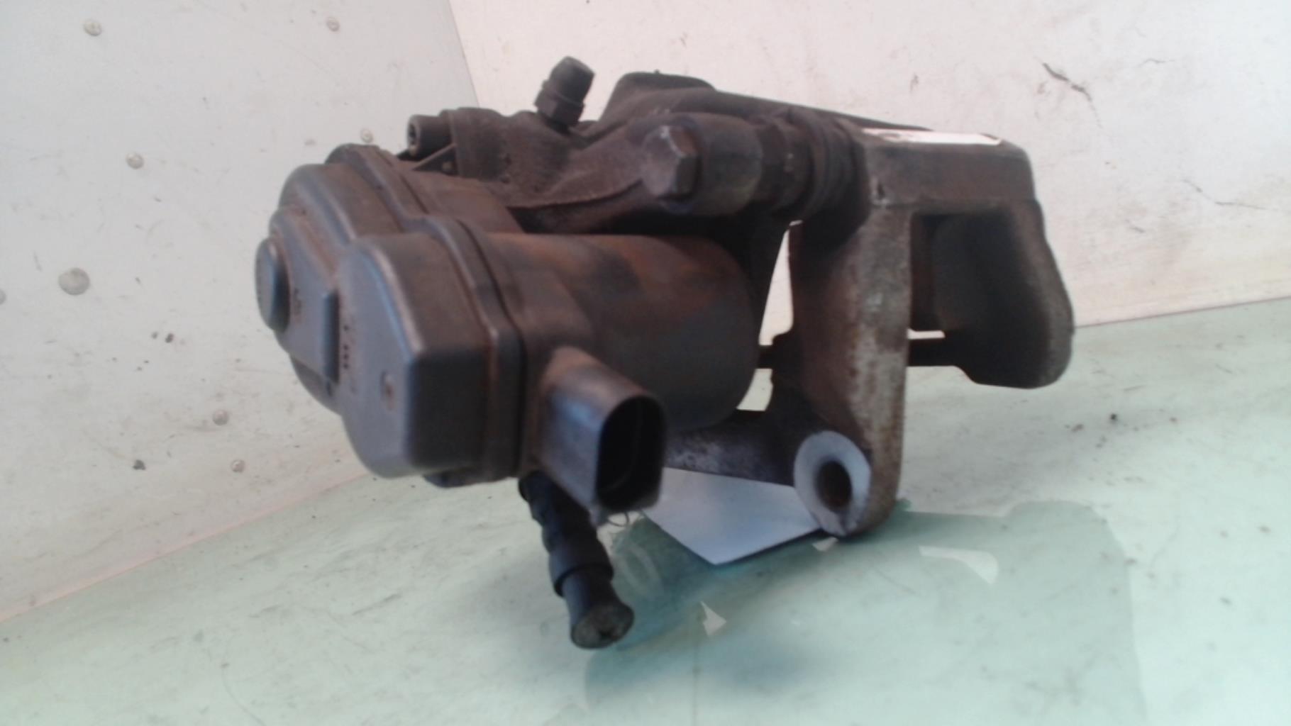 Pinza freni posteriore destra AUDI A5 1 SPORTBACK PHASE 2 Diésel - 1