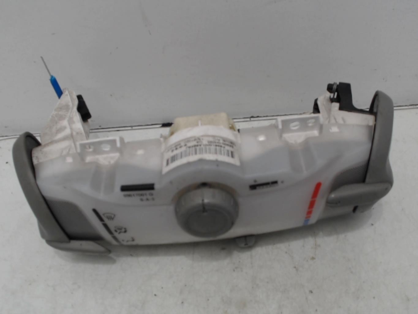 Commande chauffage PEUGEOT 107 PHASE 1 Essence - 1