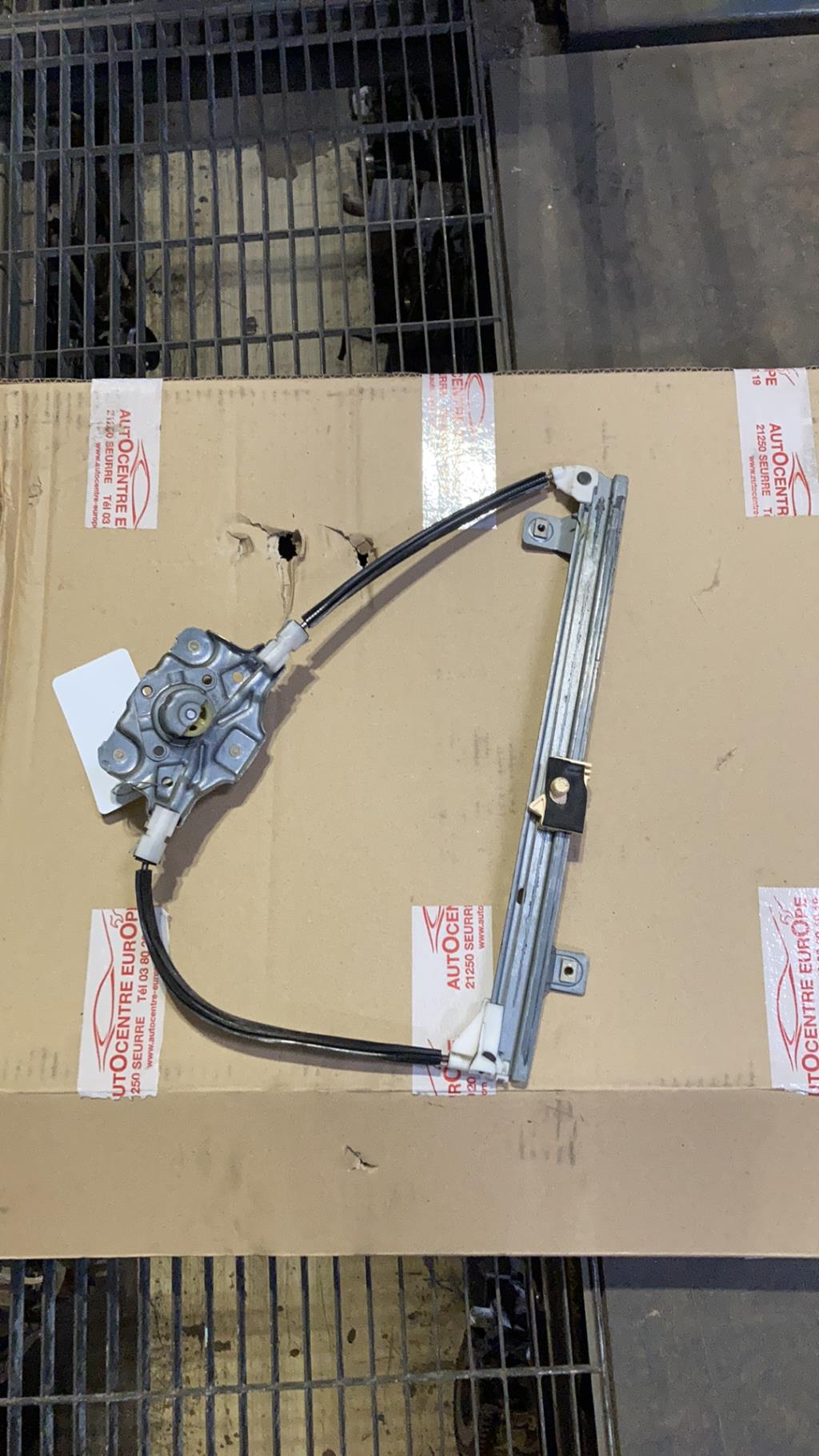 Alzacristalli manuale posteriore sinistro RENAULT SCENIC 1 PHASE 1 Diésel - 1