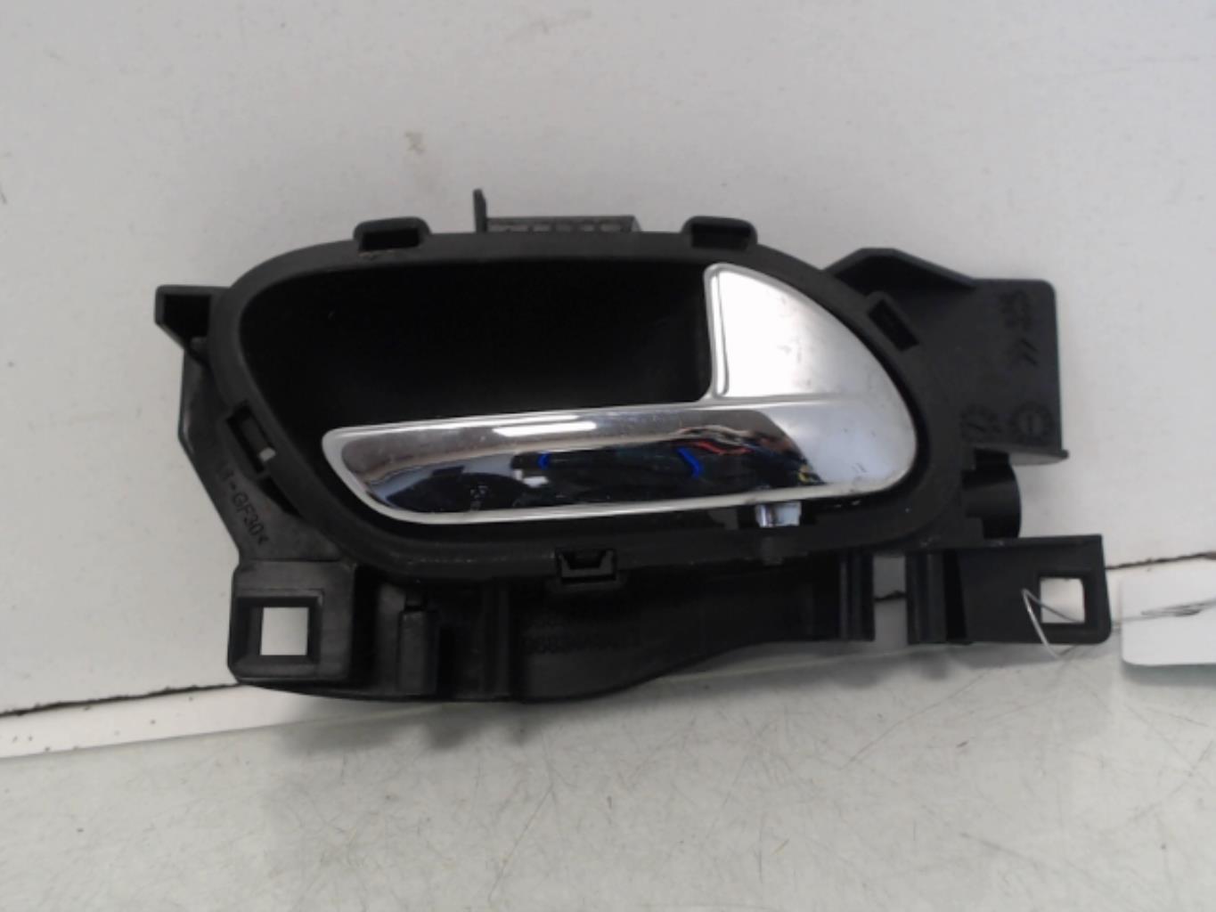 Maniglia interna anteriore destra PEUGEOT 5008 1 PHASE 1 Diésel - 1