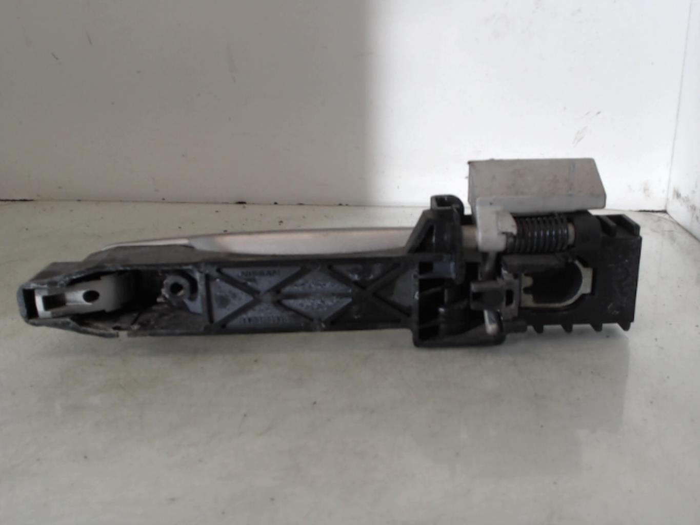 Maniglia portiera anteriore destra NISSAN QASHQAI 1 PHASE 1 Diésel - 1