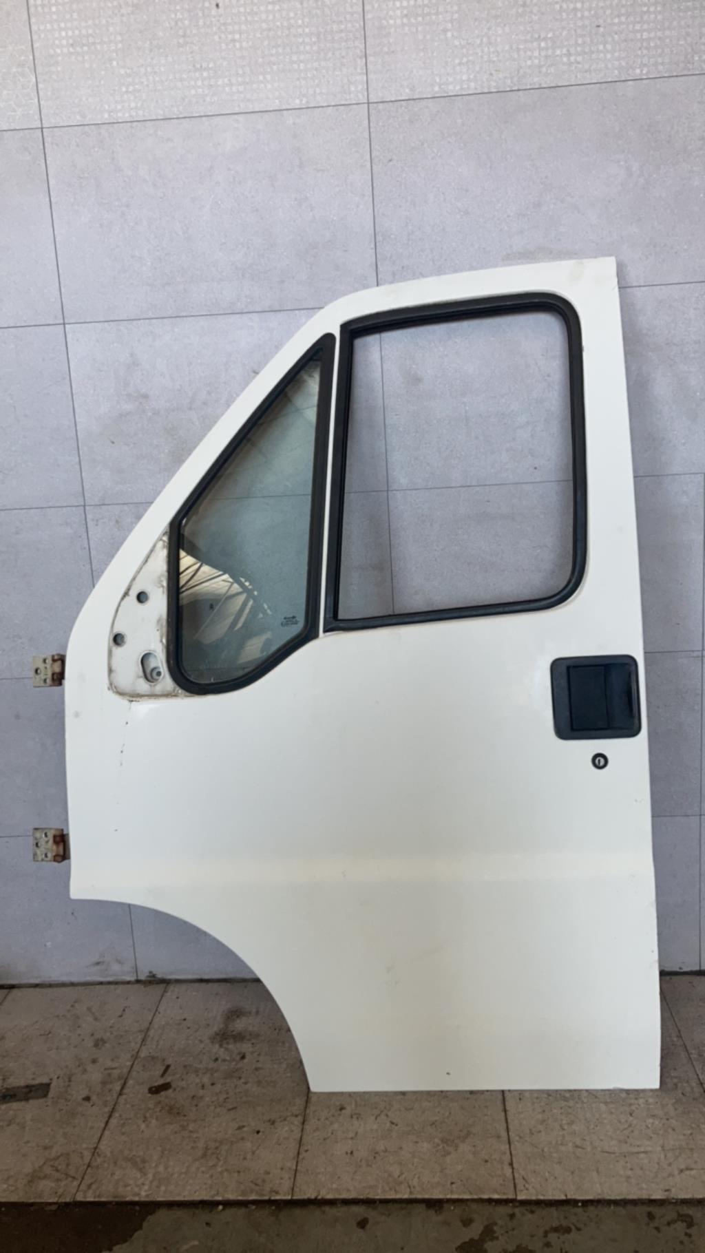 Portiera anteriore sinistra PEUGEOT BOXER 1 Diésel - 1