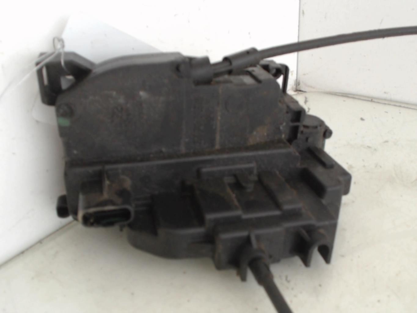 Chiusura centralizzata anteriore destra RENAULT CLIO 3 PHASE 2 Diésel - 1