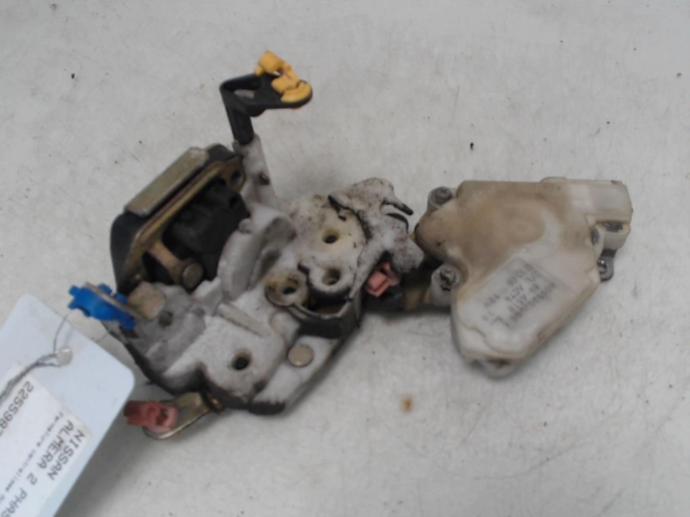 Chiusura centralizzata anteriore sinistra NISSAN ALMERA 2 PHASE 2 Diésel - 1