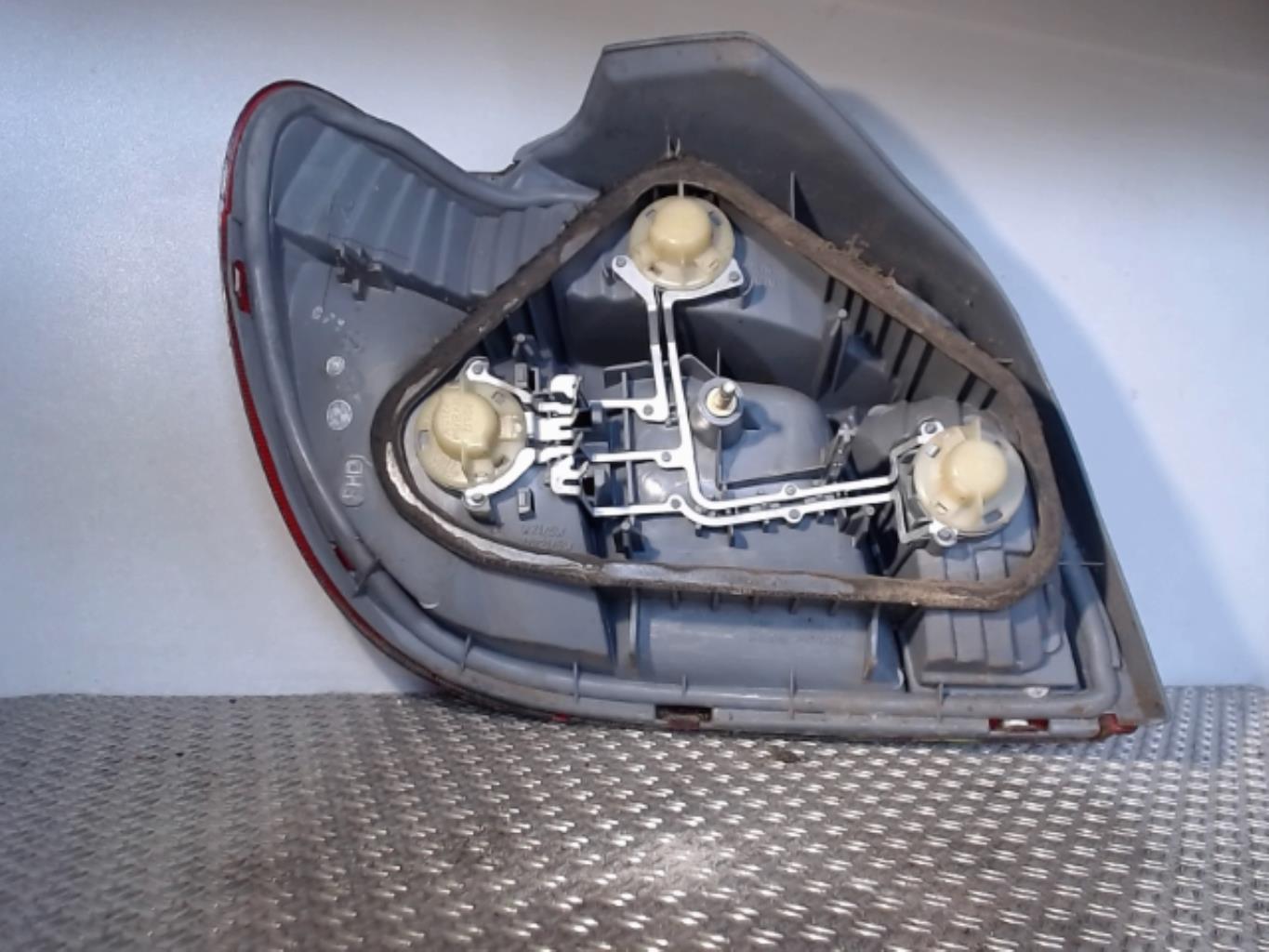 Fanale posteriore principale destro (luci) TOYOTA YARIS 1 PHASE 1 Gasolina - 1