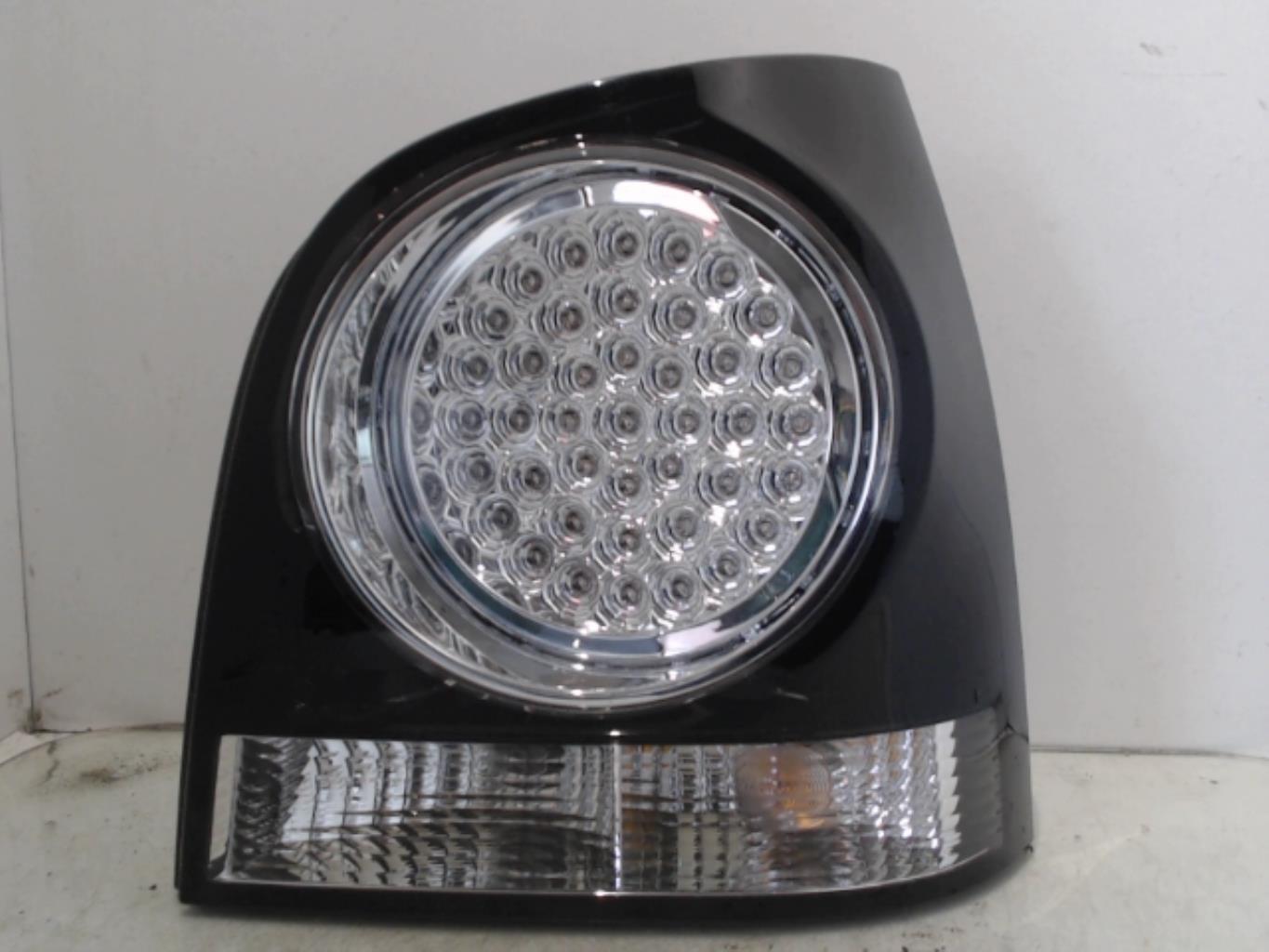Fanale posteriore principale destro (luci) VOLKSWAGEN POLO 4 PHASE 2 Diésel - 1