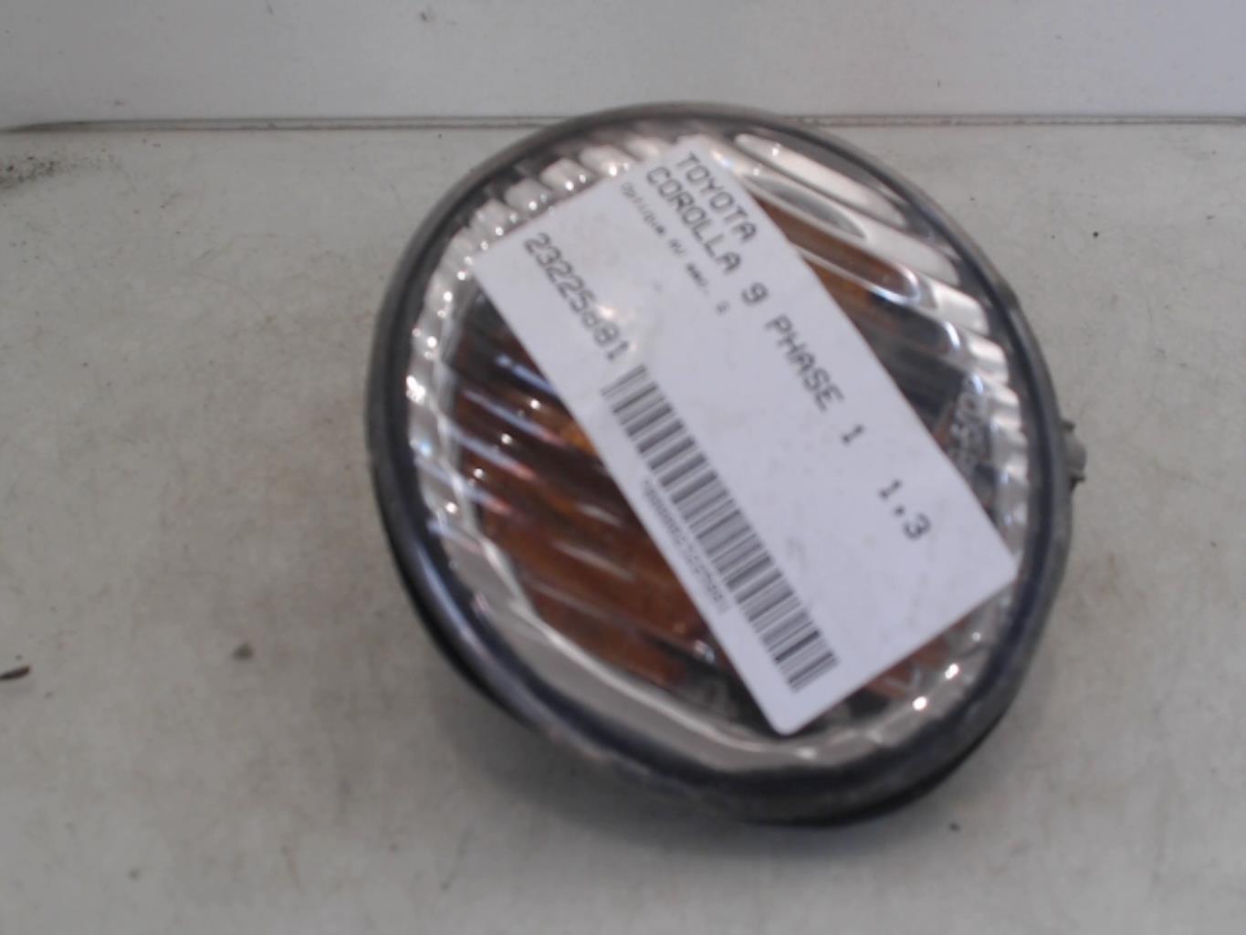 Gruppo ottico anteriore secondario sinistro (luci)(freccia) TOYOTA COROLLA 8  - 1