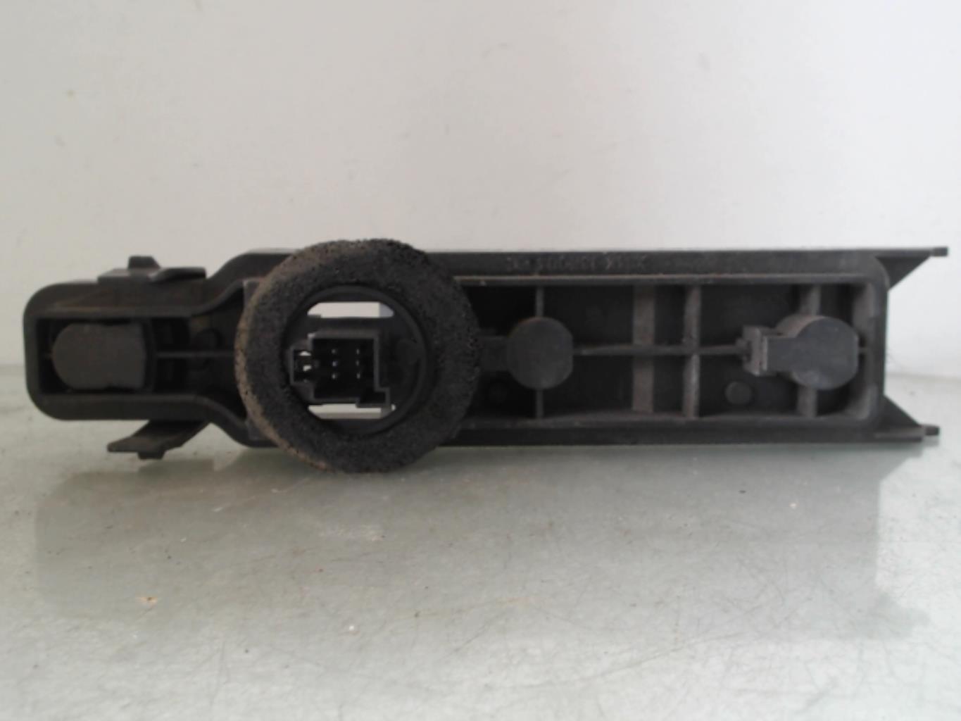 Platine feu arriere gauche FORD FOCUS 1 BREAK Diesel - 1