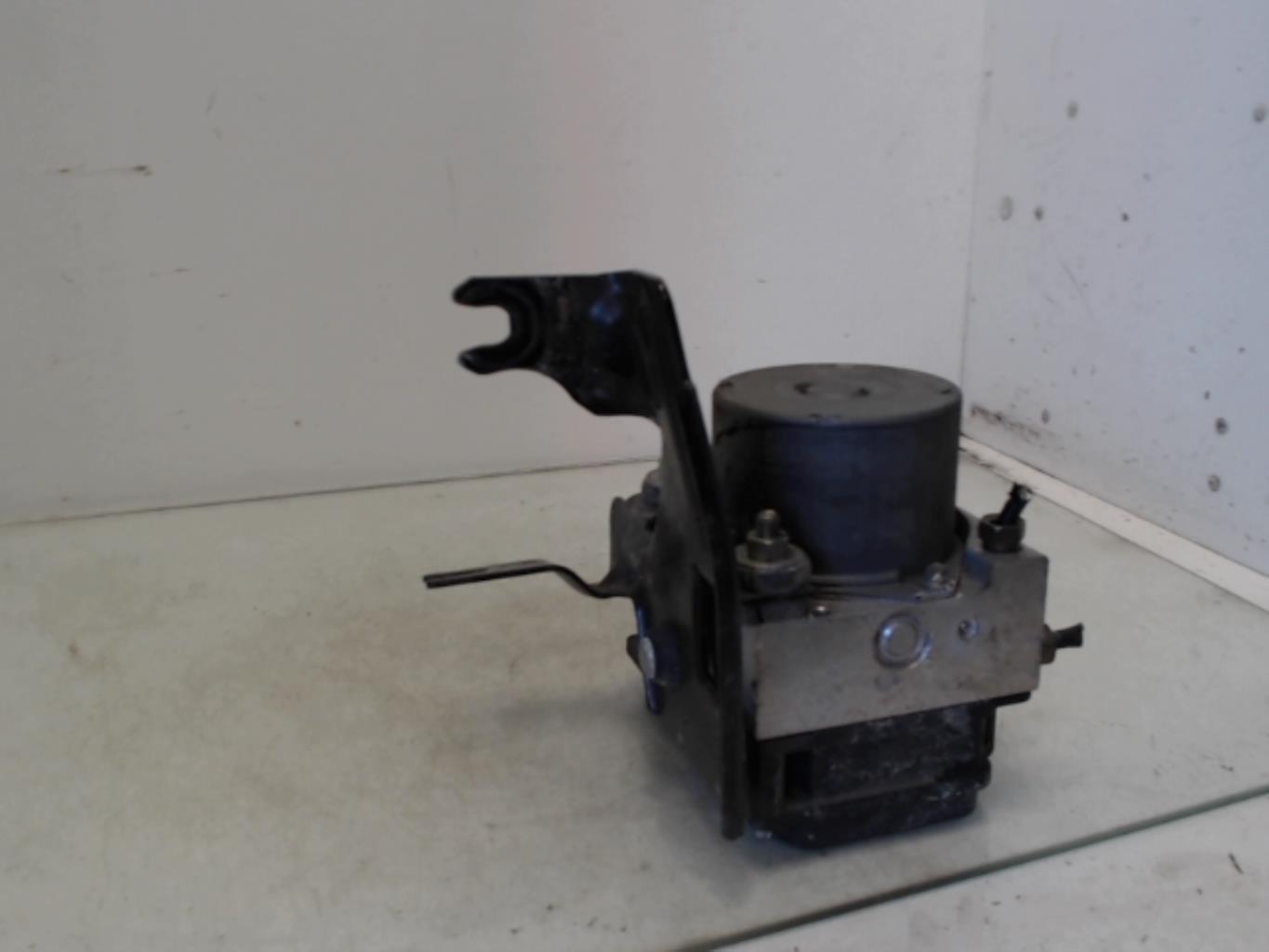 Bloc ABS (freins anti-blocage) RENAULT CLIO 3 PHASE 1 Diesel - 1