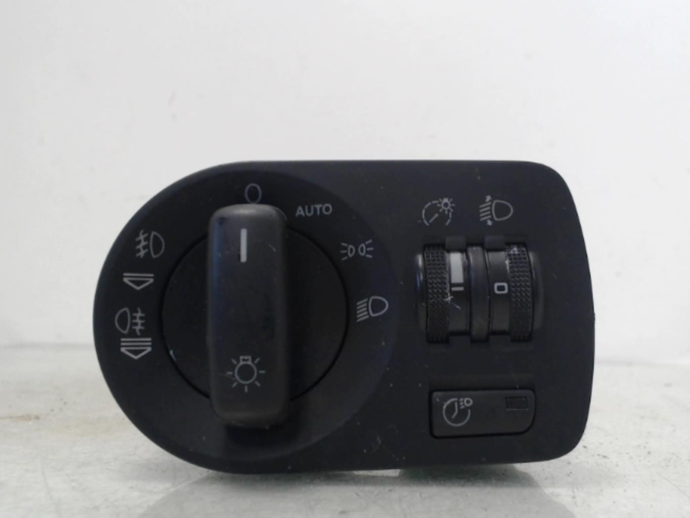 Commande de phare AUDI A3 2 PHASE 1 Essence - 1