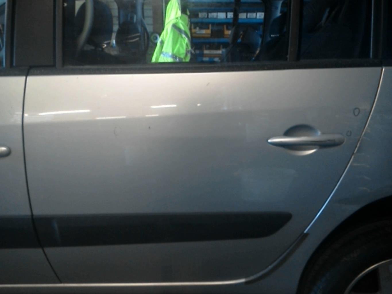 Puerta trasera izquierda RENAULT ESPACE 4 PHASE 1 Diésel - 1