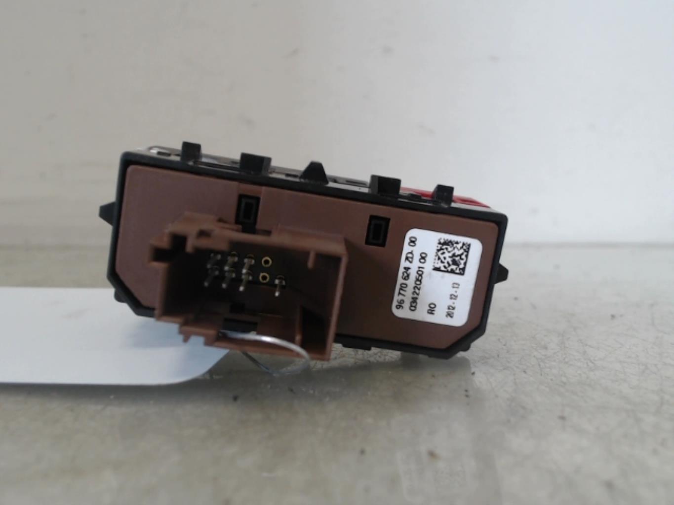 Botón/Interruptor PEUGEOT 508 1 PHASE 1 Diésel - 1