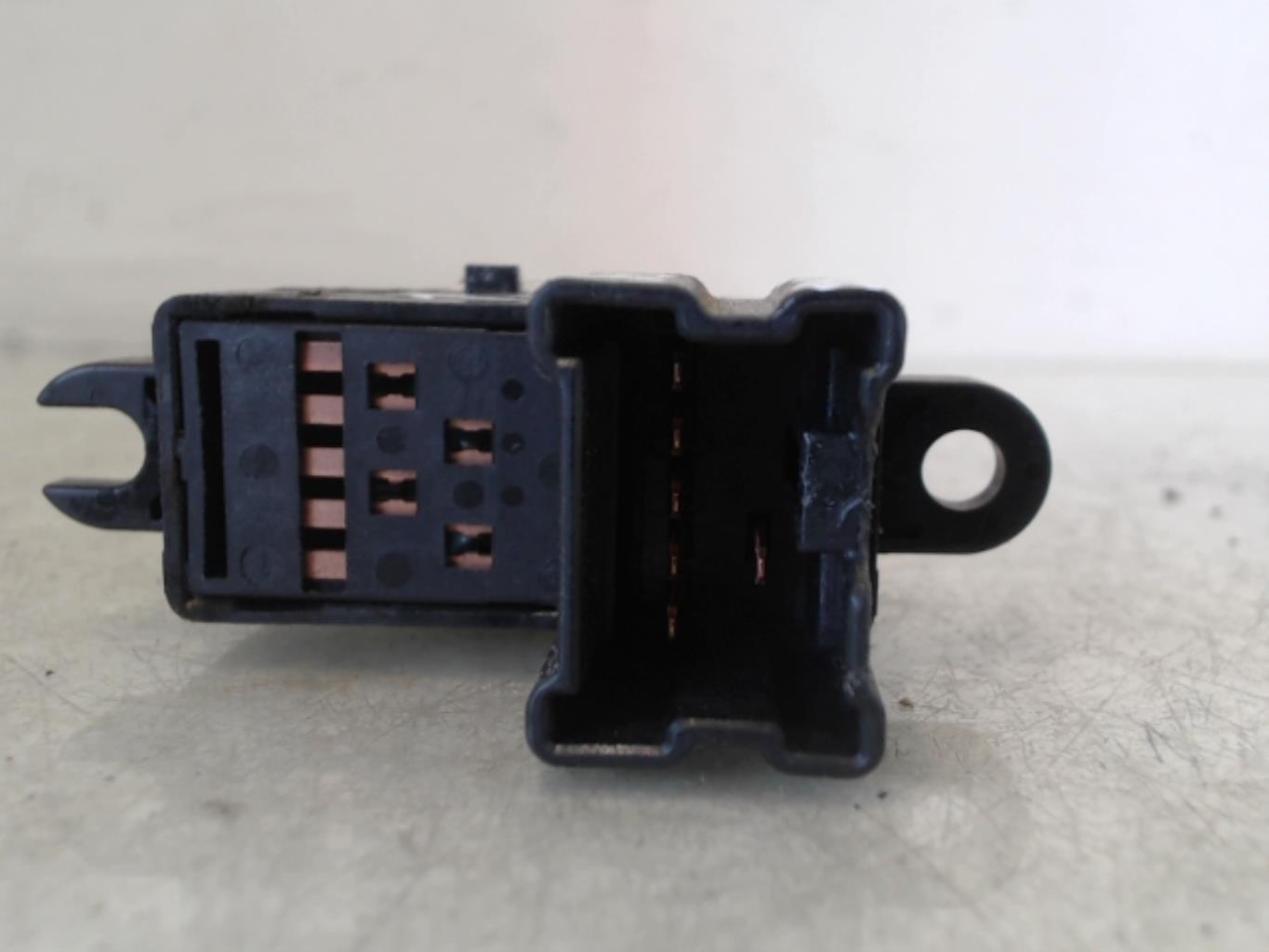 Interruttore lavacristalli posteriore destro NISSAN PATHFINDER 2 PHASE 1 Diésel - 1