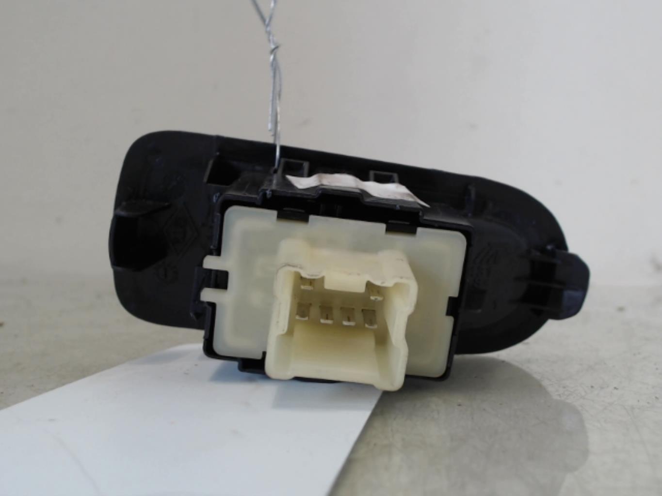 Interruttore lavacristalli posteriore sinistro DACIA DUSTER 1 PHASE 2 Diésel - 1