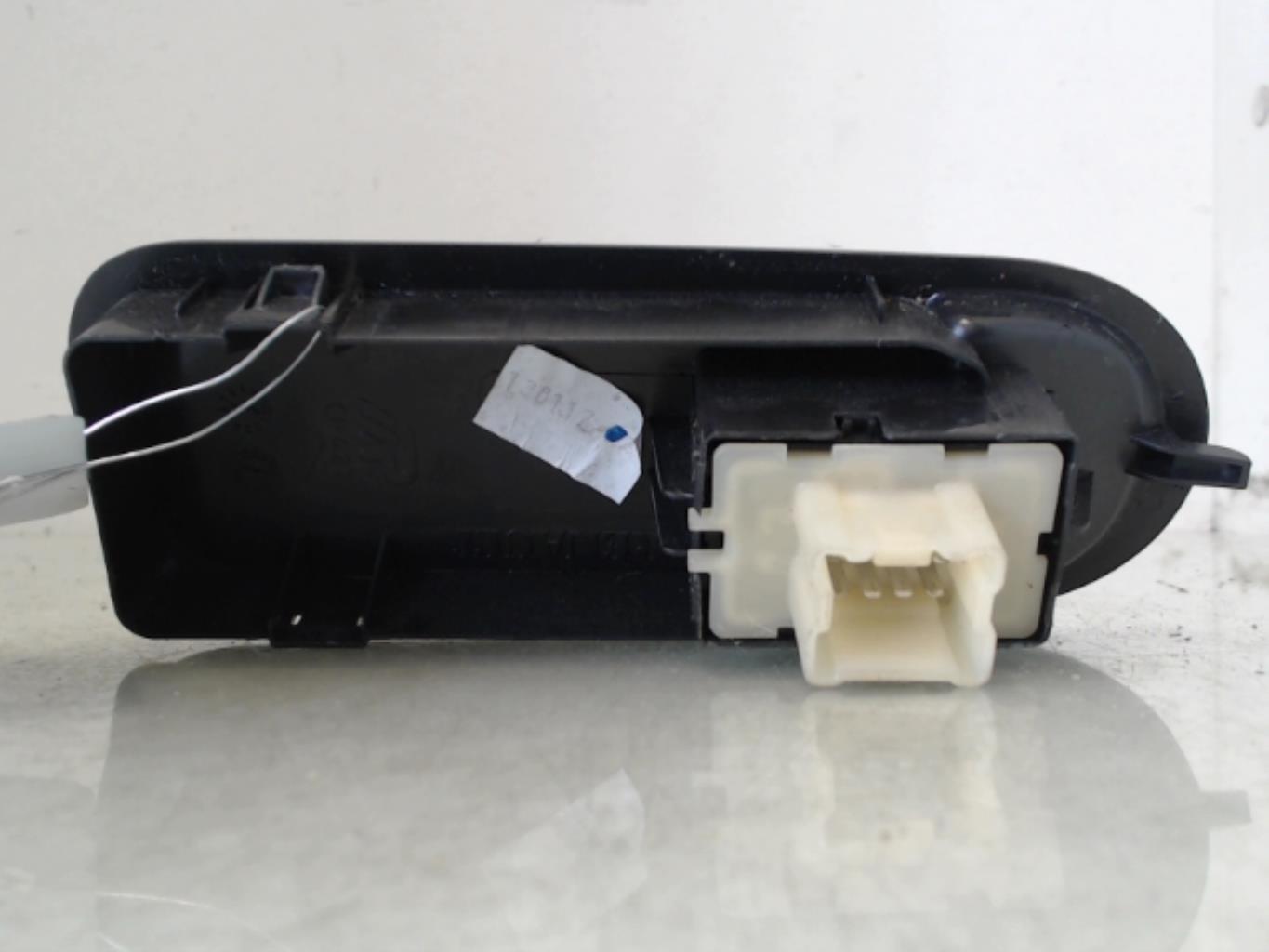Interruttore lavacristalli anteriore destro DACIA DUSTER 1 PHASE 2 Diésel - 1