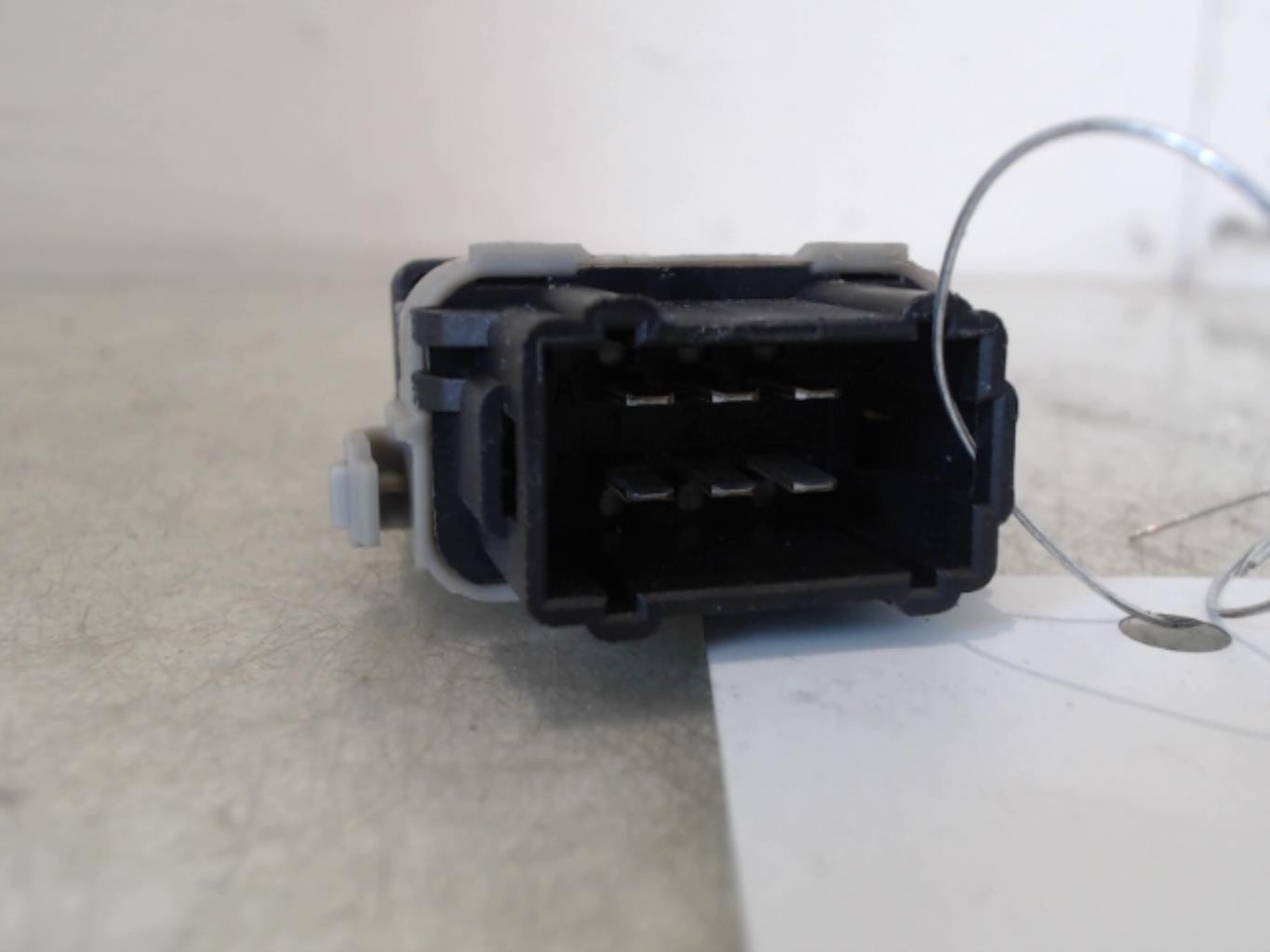 Interruttore lavacristalli anteriore destro RENAULT TWINGO 2 PHASE 1 Gasolina - 1
