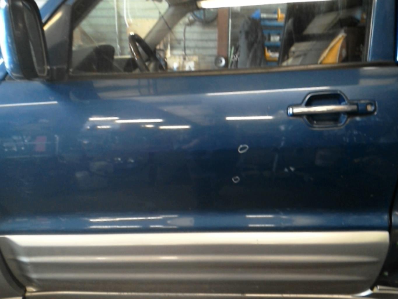 Portiera anteriore sinistra MITSUBISHI PAJERO 3 PHASE 1 Diésel - 1