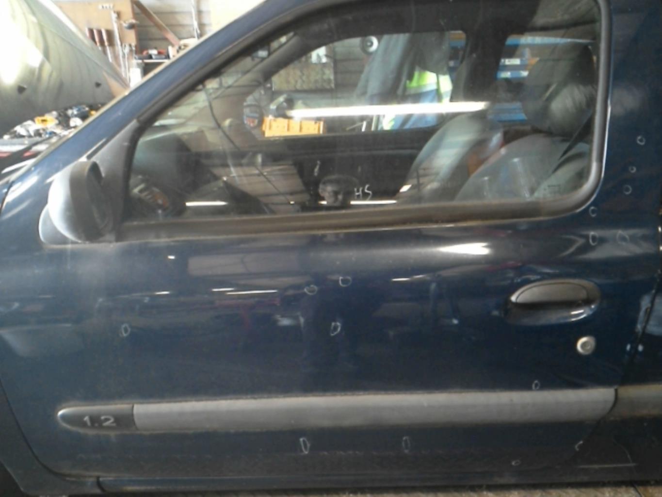 Portiera anteriore sinistra RENAULT CLIO 2 PHASE 2 Gasolina - 1