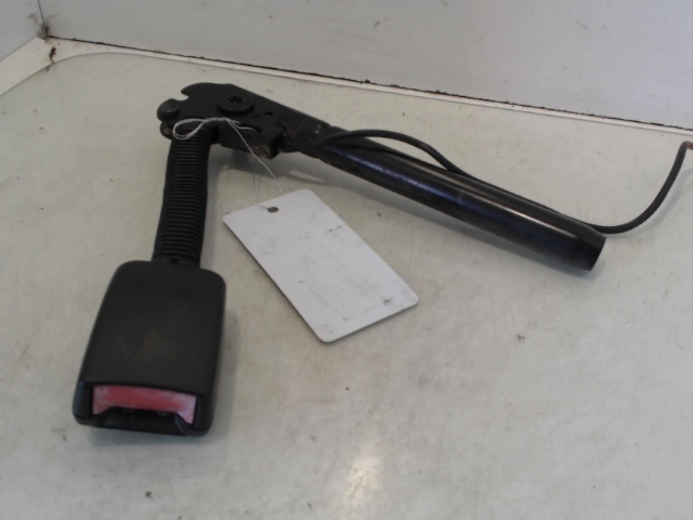 Aggancio cintura sicurezza anteriore destro FORD FIESTA 5 PHASE 2 Diésel - 1