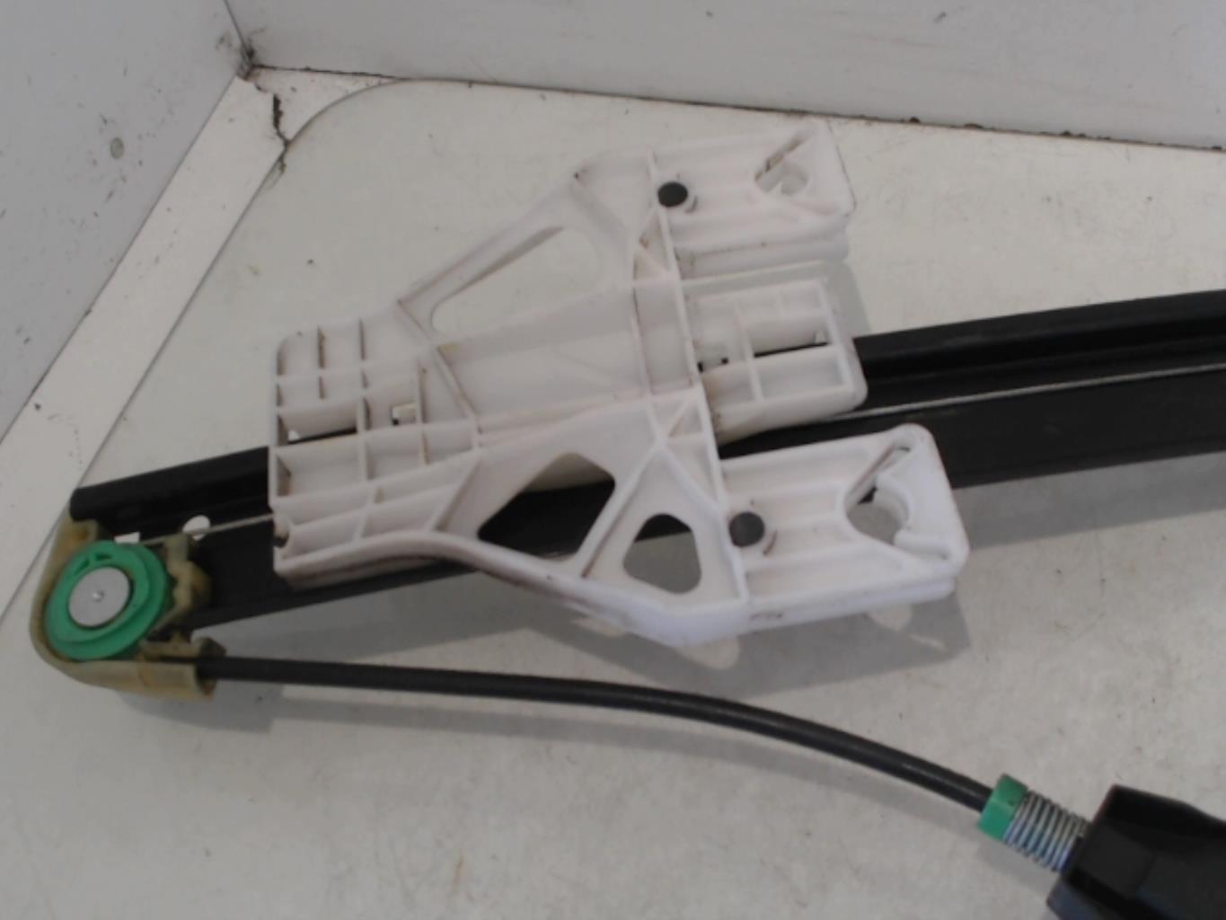 Alzacristalli elettrico posteriore destro AUDI A1 1 SPORTBACK PHASE 1 Gasolina - 1