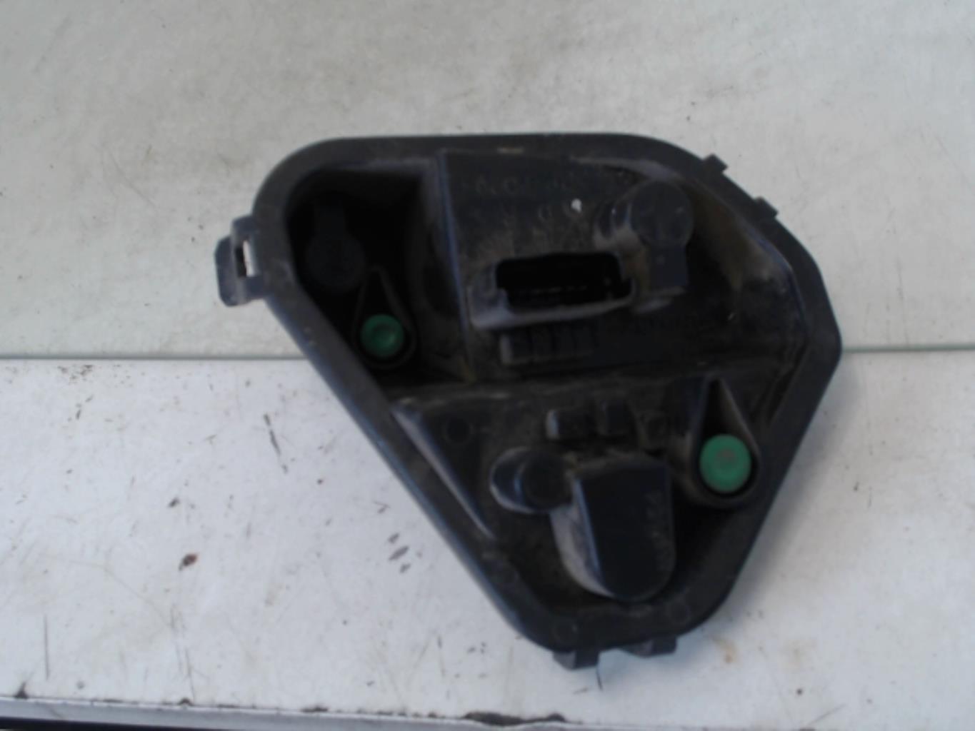 Platine feu arriere droit RENAULT CLIO 3 PHASE 2 BREAK Diesel - 1