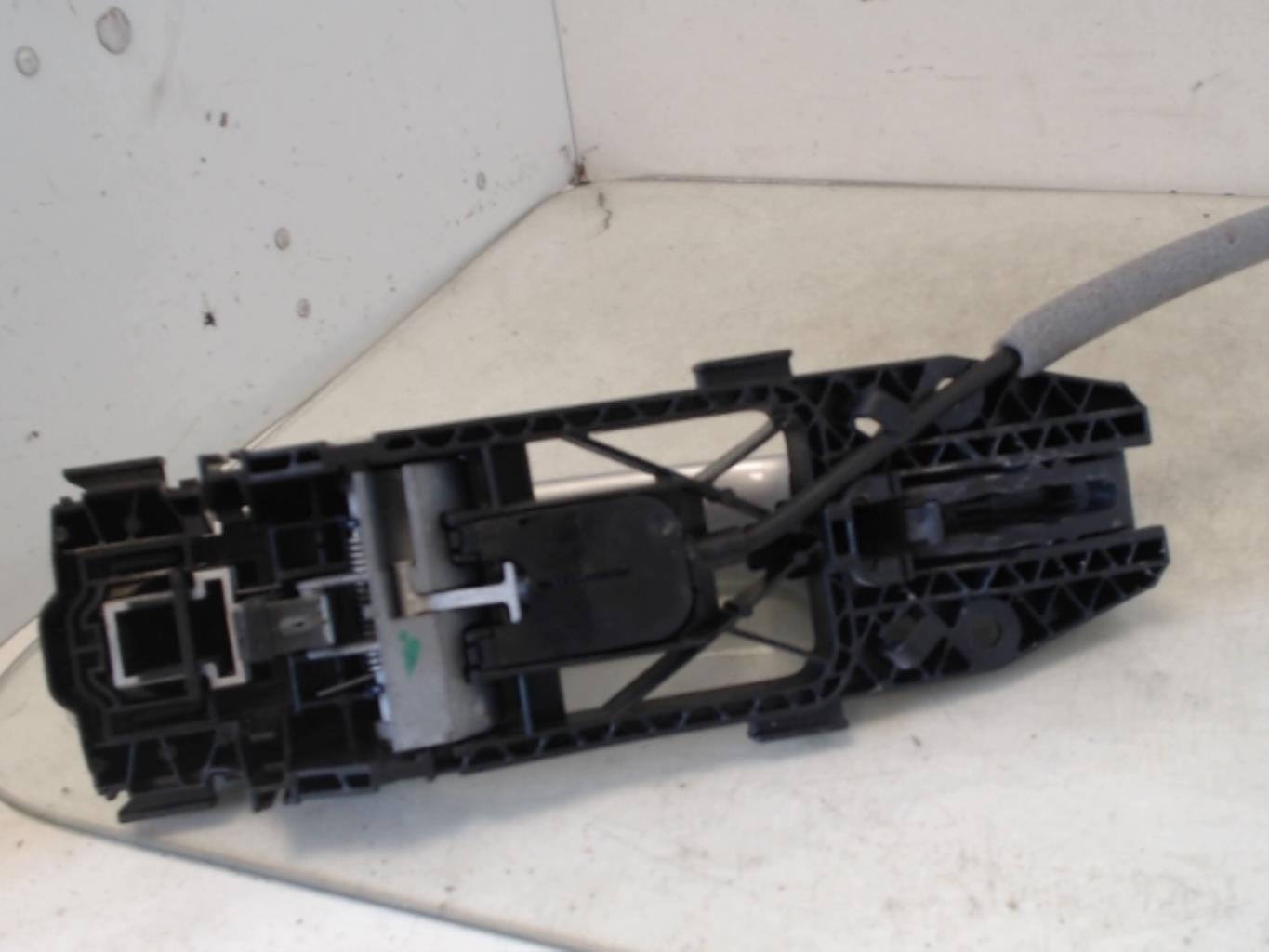 Maniglia portiera posteriore destra VOLKSWAGEN TOUAREG 2 PHASE 1 Diésel - 1