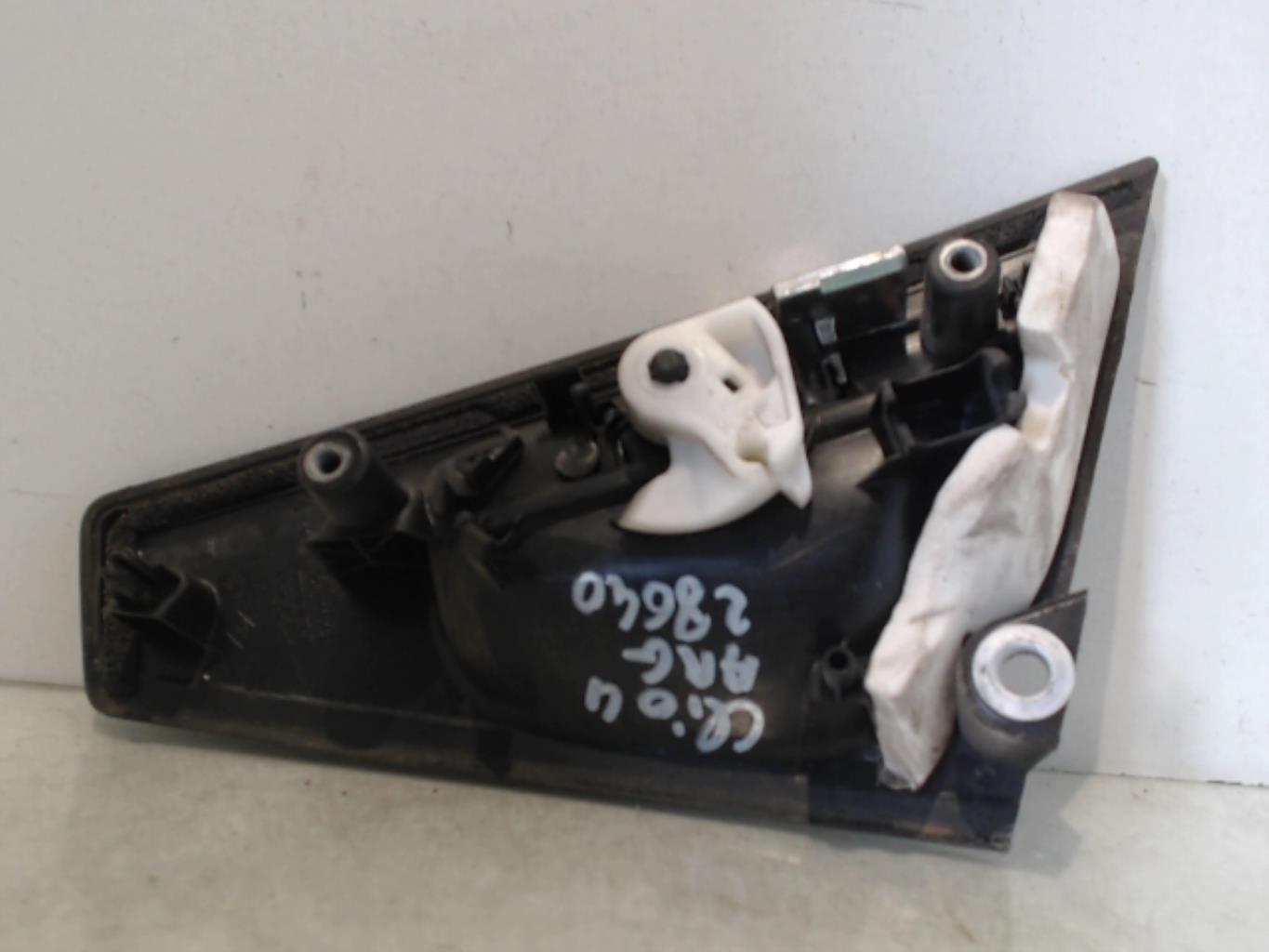 Maniglia portiera posteriore sinistra RENAULT CLIO 4 PHASE 1 Diésel - 1