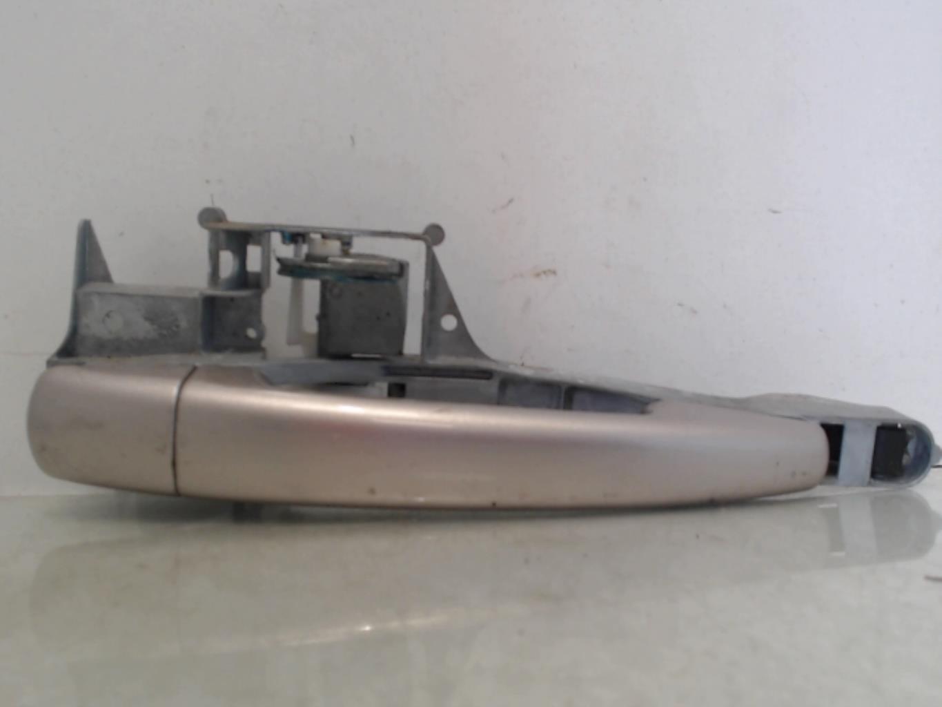 Maniglia portiera anteriore destra PEUGEOT 208 1 PHASE 1 Gasolina - 1