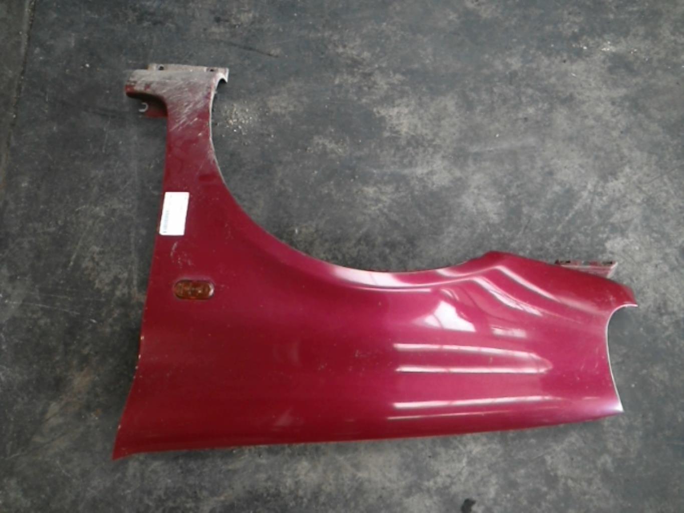 Parafango anteriore sinistro RENAULT CLIO 2 PHASE 1 Diésel - 1