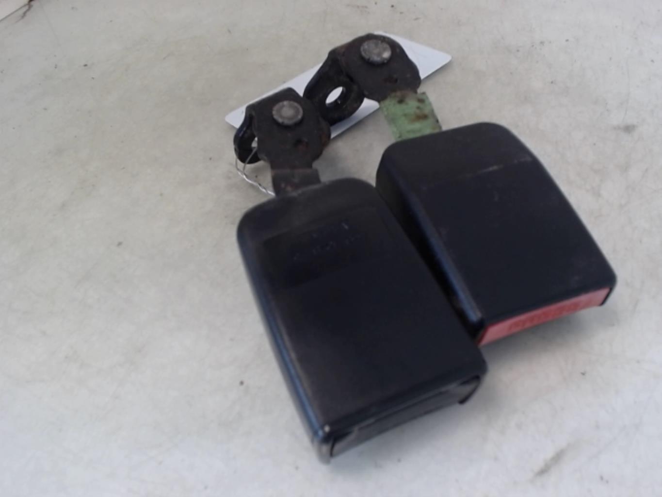 Aggancio cintura sicurezza posteriore sinistro PEUGEOT 607 PHASE 2 Diésel - 1