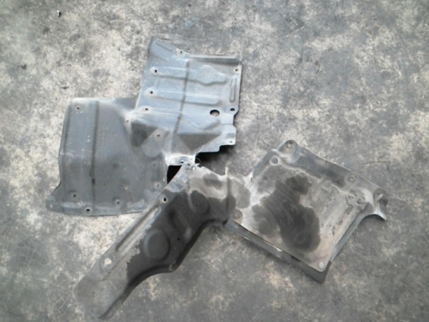 Cache sous moteur TOYOTA RAV4 2 PHASE 1 Diesel - 1