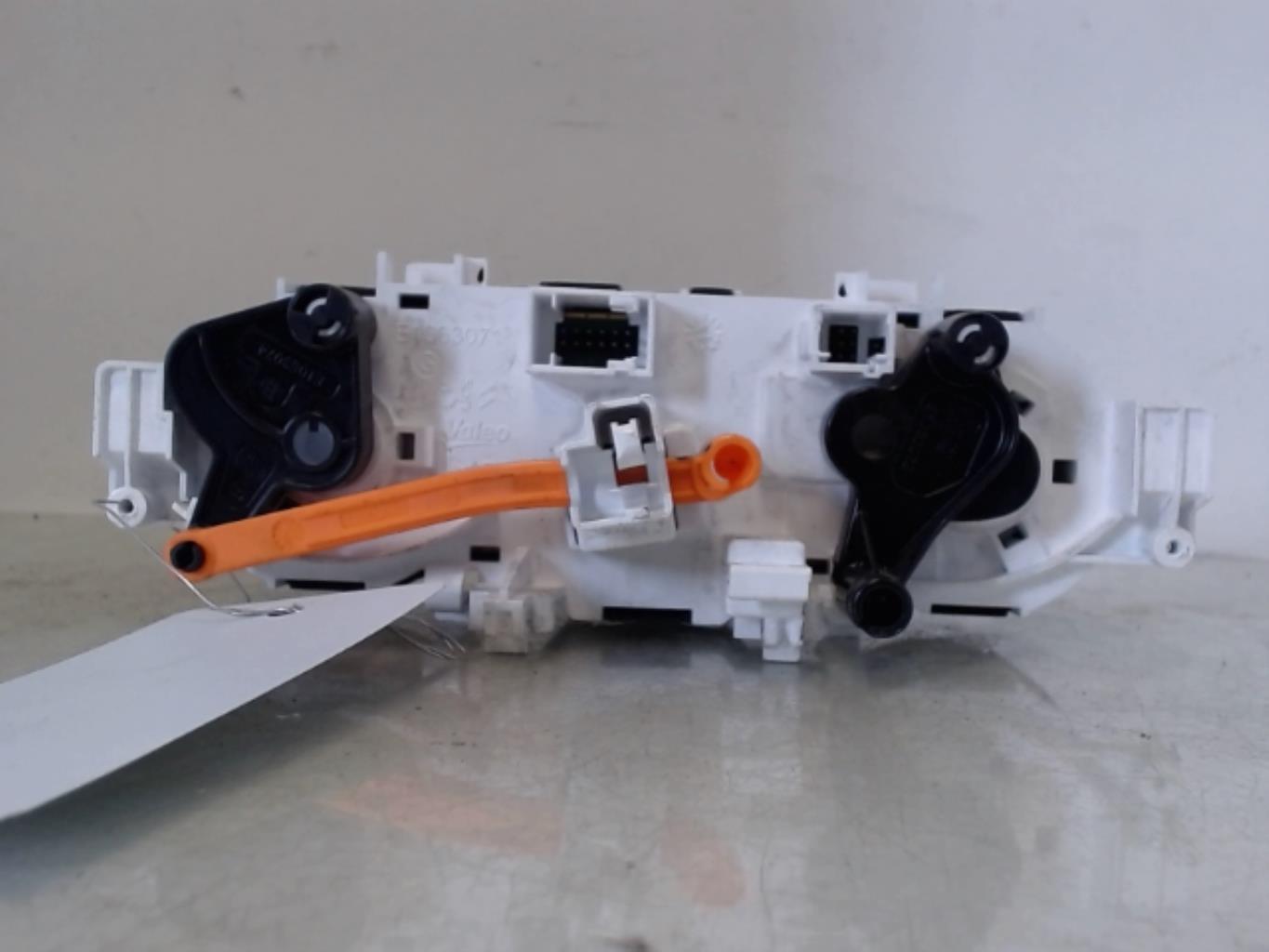 Comandi riscaldamento PEUGEOT 208 1 PHASE 2 Diésel - 1