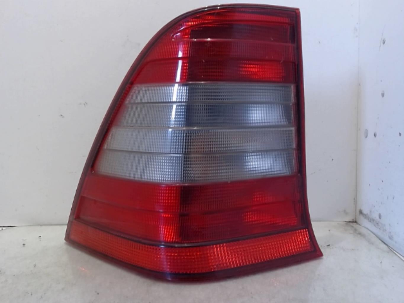 Fanale posteriore principale sinistro (luci) MERCEDES CLASSE C 202 PHASE 1 BREAK Gasolina - 1