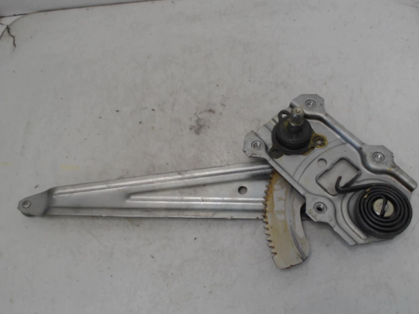 Alzacristalli manuale posteriore destro SUZUKI SWIFT 3 Gasolina - 1