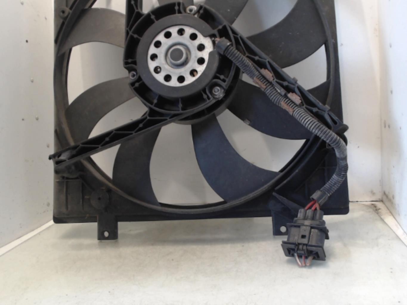 Motoventilatore radiatore VOLKSWAGEN POLO 4 PHASE 2 Diésel - 1