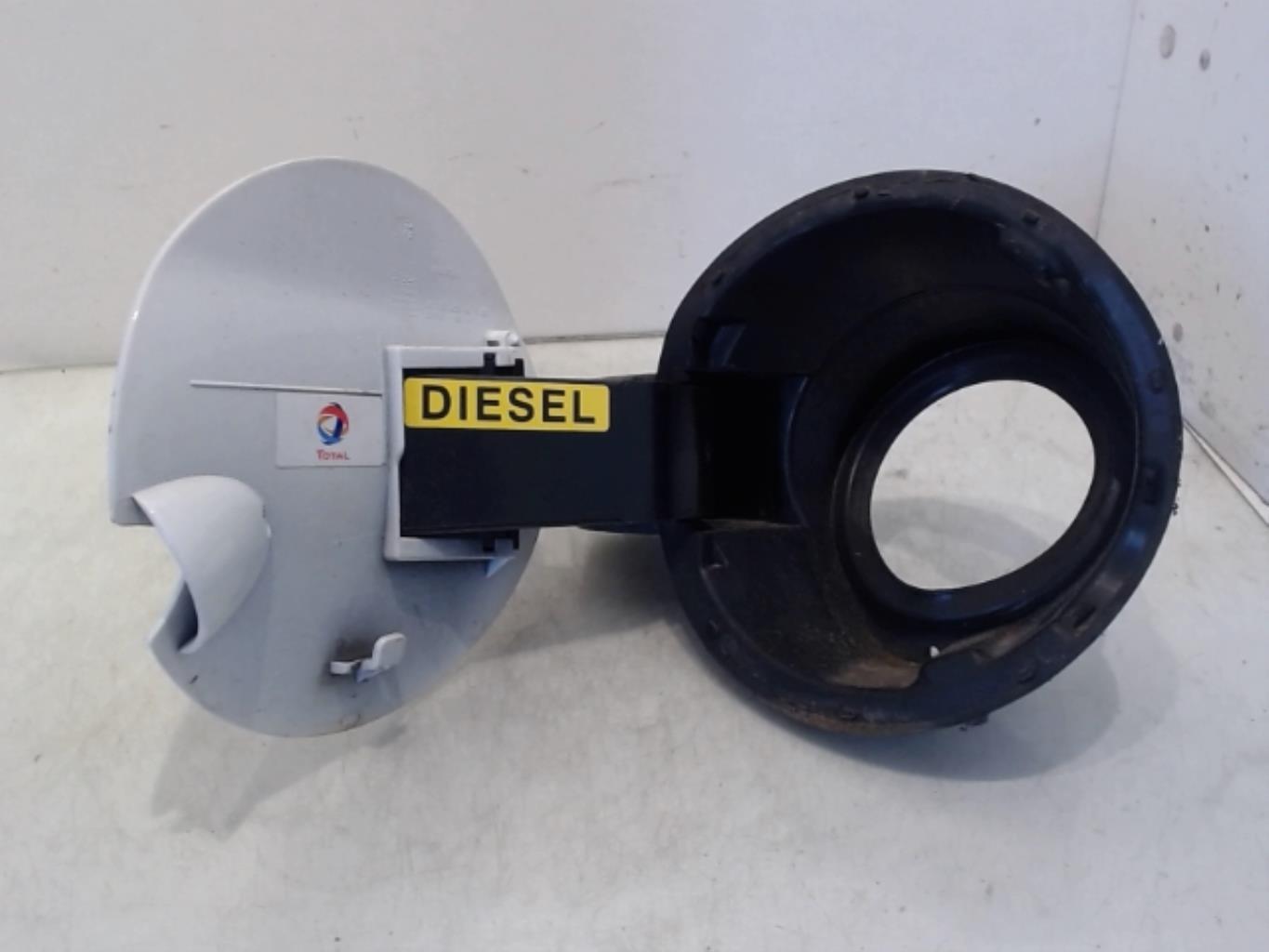 Trappe d'essence PEUGEOT 208 1 PHASE 2 Diesel - 1