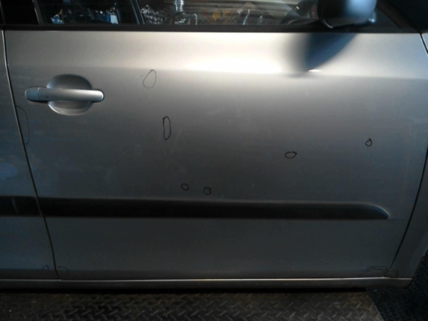Portiera anteriore destra SKODA FABIA 2 PHASE 1 BREAK Diésel - 1