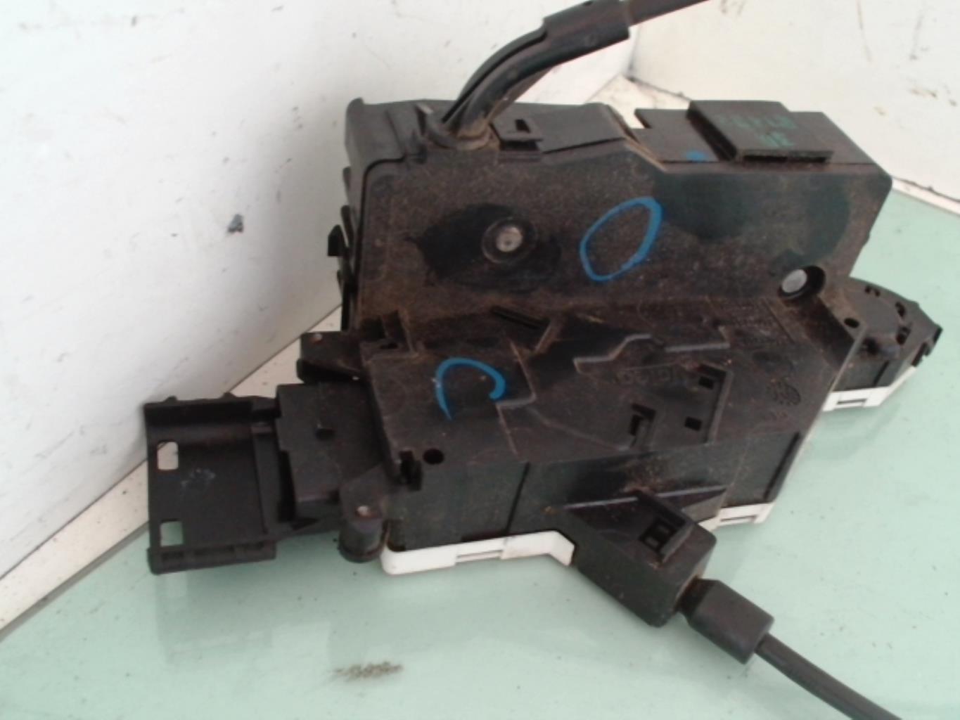 Chiusura centralizzata anteriore destra CITROEN C4 PICASSO 1 Diésel - 1