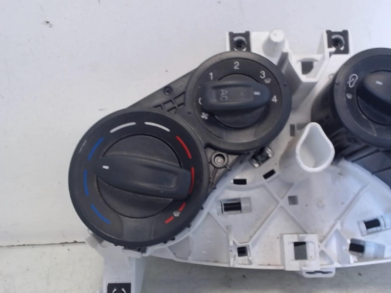 Commande chauffage FORD KA 2 PHASE 2 Diesel - 1