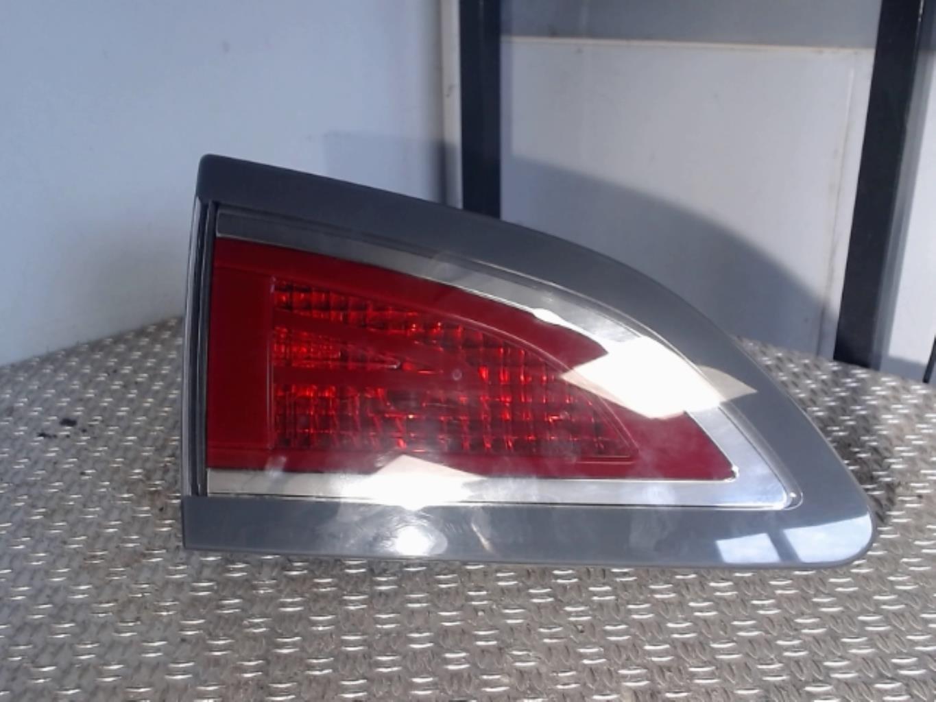 Gruppo ottico posteriore secondario sinistro (luci) RENAULT SCENIC 3 PHASE 3 Gasolina - 1