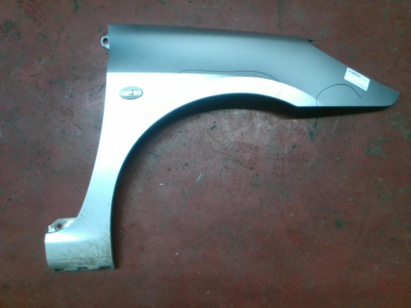 Parafango anteriore destro PEUGEOT 307 PHASE 2 Diésel - 1