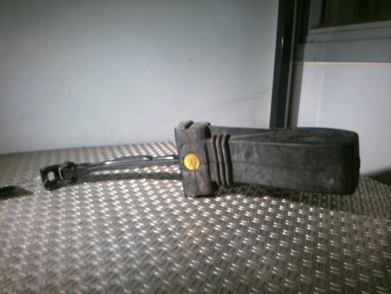 Arresto portiera posteriore sinistra VOLKSWAGEN TOUAREG 2 PHASE 1 Diésel - 1