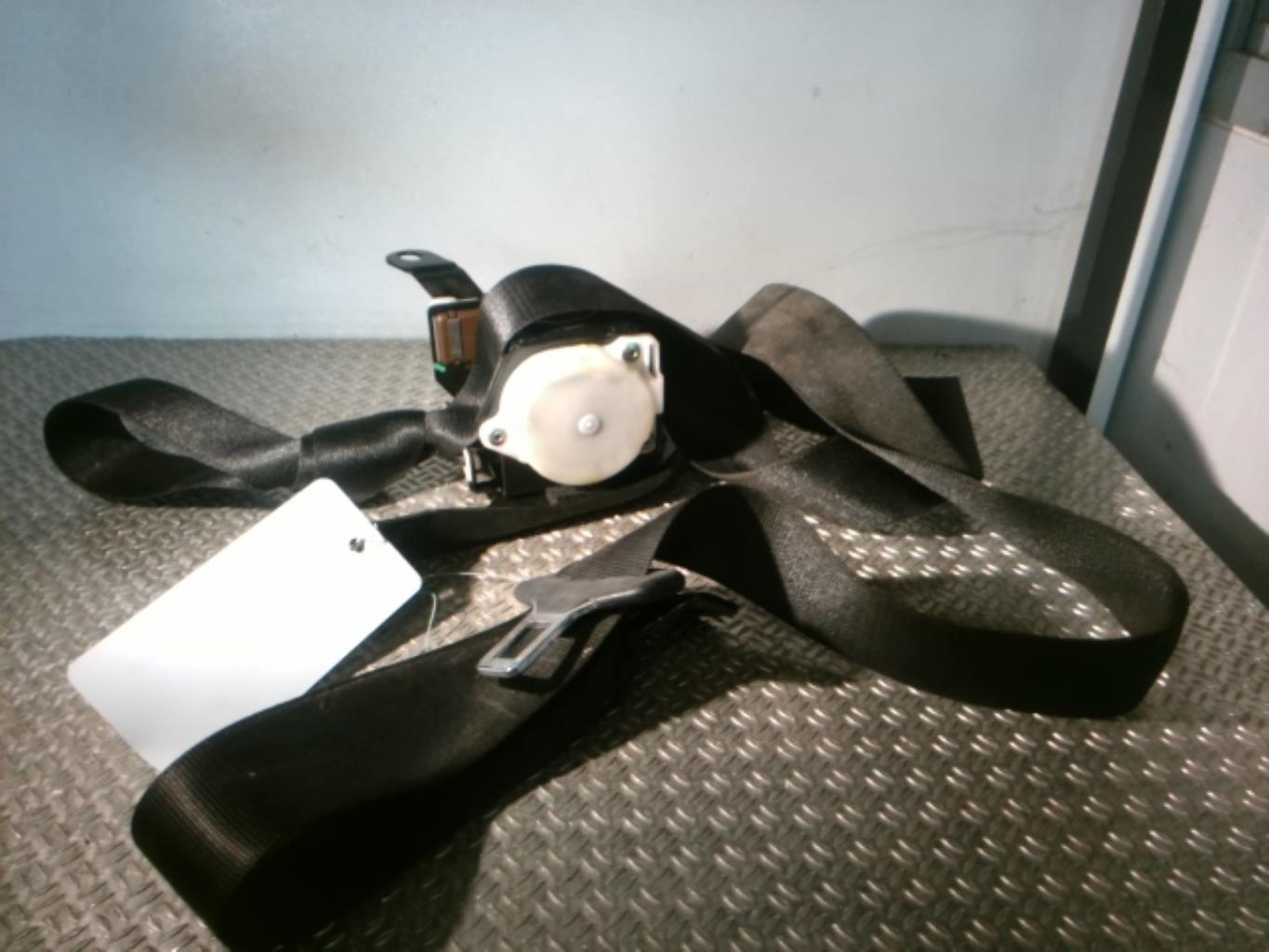 Cintura di sicurezza posteriore destra MERCEDES CLASSE CLK 209 COUPE Diésel - 1