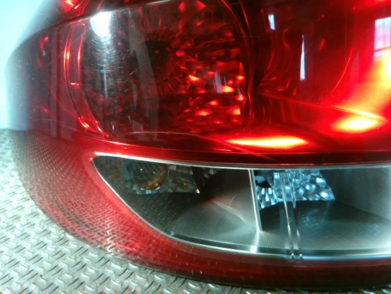 Fanale posteriore principale sinistro (luci) RENAULT CLIO 3 PHASE 2 BREAK Diésel - 1