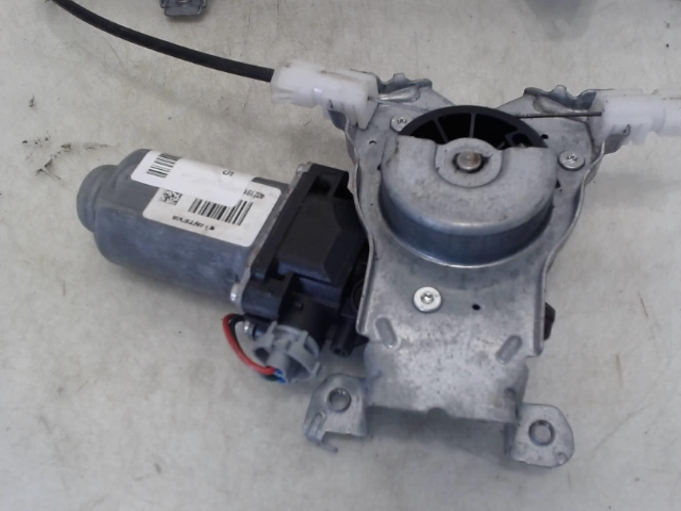 Alzacristalli elettrico posteriore sinistro NISSAN QASHQAI 1 PHASE 2 Diésel - 1